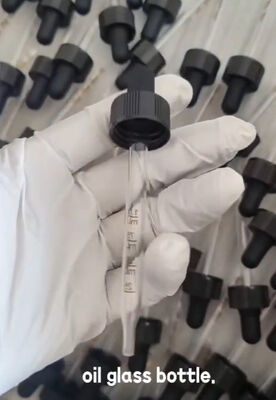 18/410, 20/410 black plastic  intermittent stripes  ring with  black frosted rubber tip and a pointed amber graduated pipette