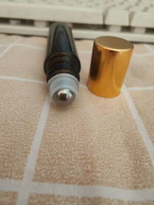 5ml 10ml 15ml 30ml Amber glass Roll on bottle with steel roller and gold aluminum cap
