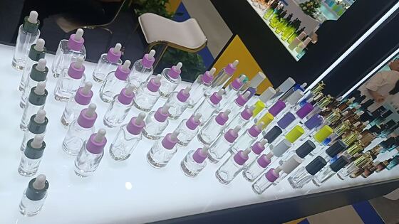 Essential oil glass dropper bottles Serum bottles 