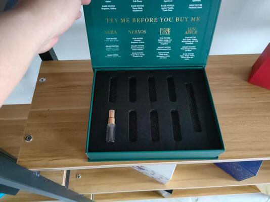 Turn your perfume glass vials into a luxury gift set perfume box with fully customized packaging