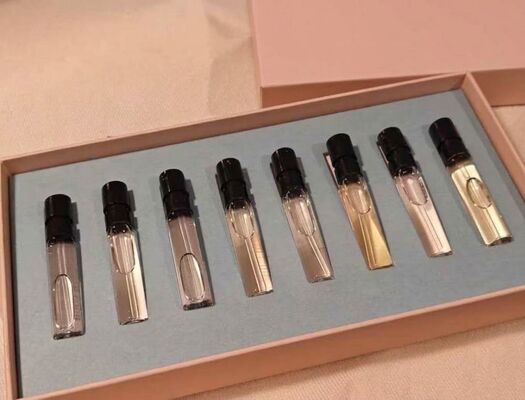 Turn your perfume glass vials into a luxury gift set perfume box with fully customized packaging